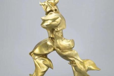 云坚灵钟是什么生肖(云坚灵钟解一生肖)