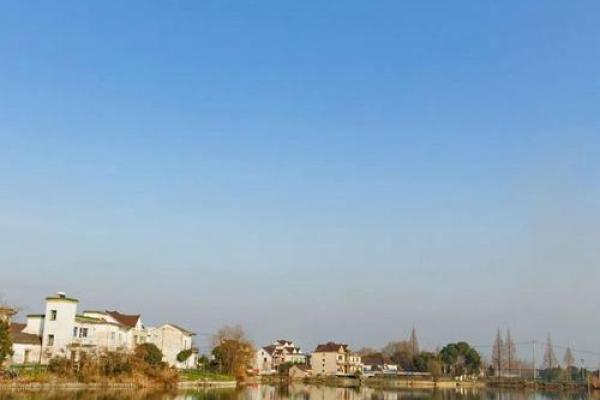 房子倒映在水中有什么风水 房子倒映在水中有什么风水