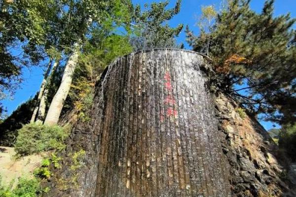 北京十三陵公墓风水