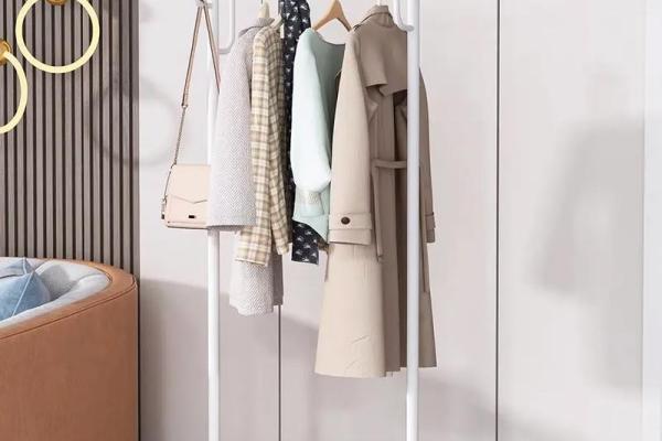 卧室风水之衣架放卧室哪个位置