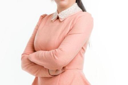 张欣姓名缘分配对 张欣欣名字?