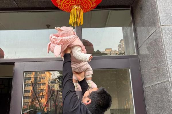 风水挂灯笼的十大忌讳不宜挂破损的灯笼