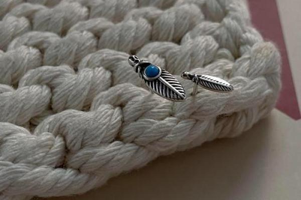 12星座最适合什么羽毛耳环