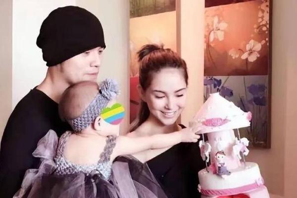 唐艺尹老师独家分析昆凌周杰伦八字局，八字合婚方法