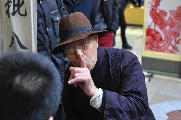 能不能信大街上算命的女人 能不能信大街上算命的女人