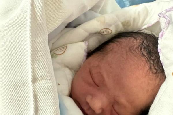 2024年10月13日出生的宝宝生辰八字 人为谨慎好静