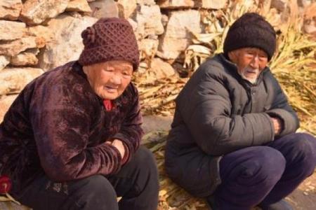 见了“黄大仙”，这事不一般，农民很为难