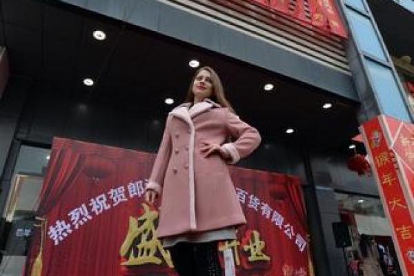 当年大姑接班进化肥厂,二姑进纺织厂,算命先生却说我爸最有出息 当年大姑接班进化肥厂,二姑进纺织厂,算命先生却说我爸最有出息