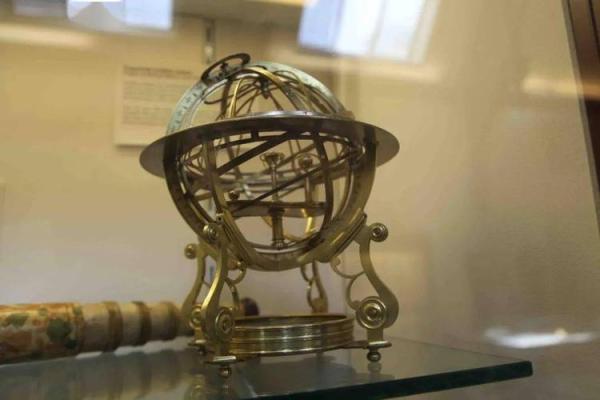 英国小王子的星盘走向