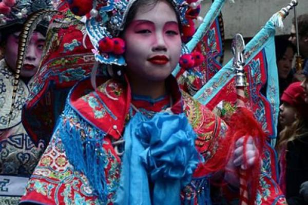 梦见老人佛滔算命