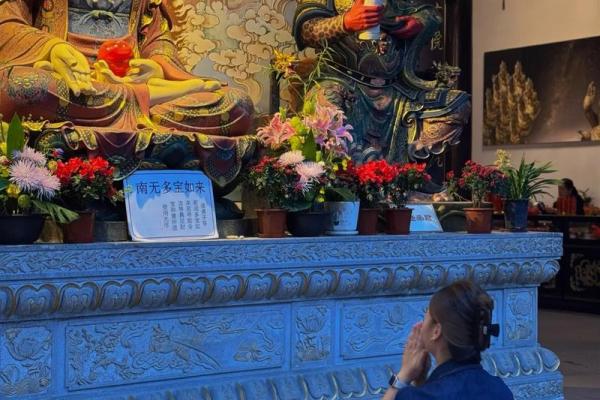 广州莲花山附近算命先生 广州莲花山附近算命先生