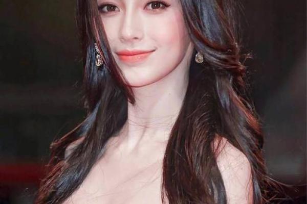 风水面相嘴唇薄的女人是不是很小气