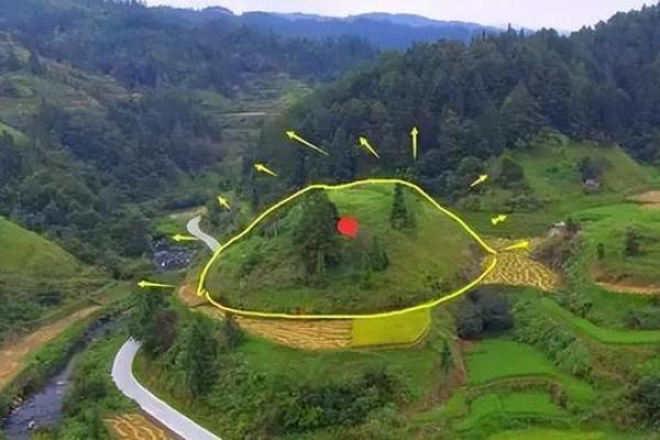 揭秘高官富豪祖坟风水是怎样的