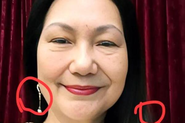 天生倒八字眉，眼角还下垂，这是小鱼干享之不尽的大富贵之相啊