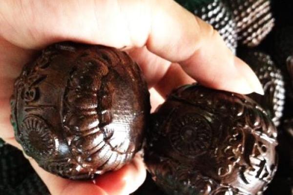 八字真硬！老太家中“核桃锤”竟是沉睡手榴弹，二十余年安然无恙