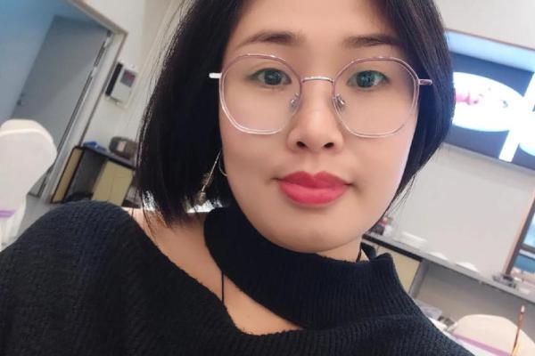 算命说女人长的漂亮