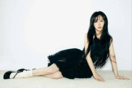 杨紫突破自我尝试新风格，把头发扎成“窜天猴”，八字眉瞬间黑化