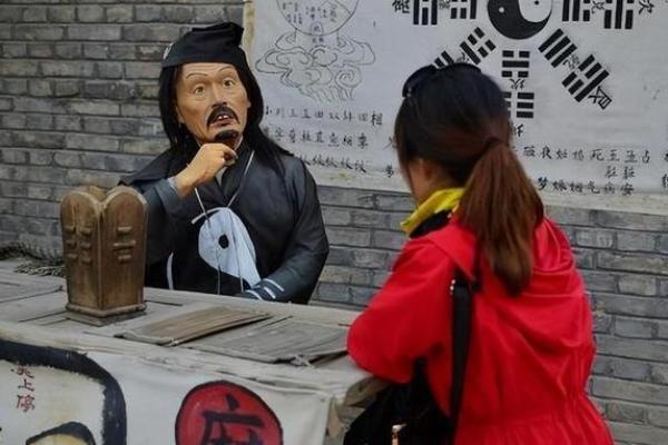 为什么民间的算命先生，近几年越来越少了？总算知道了